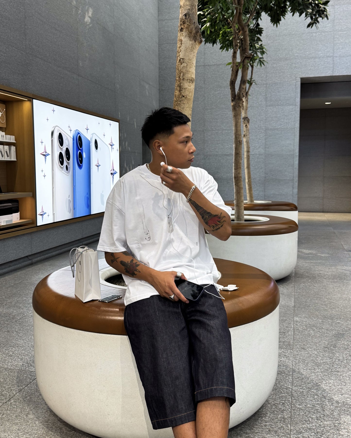 EARPODS TEE