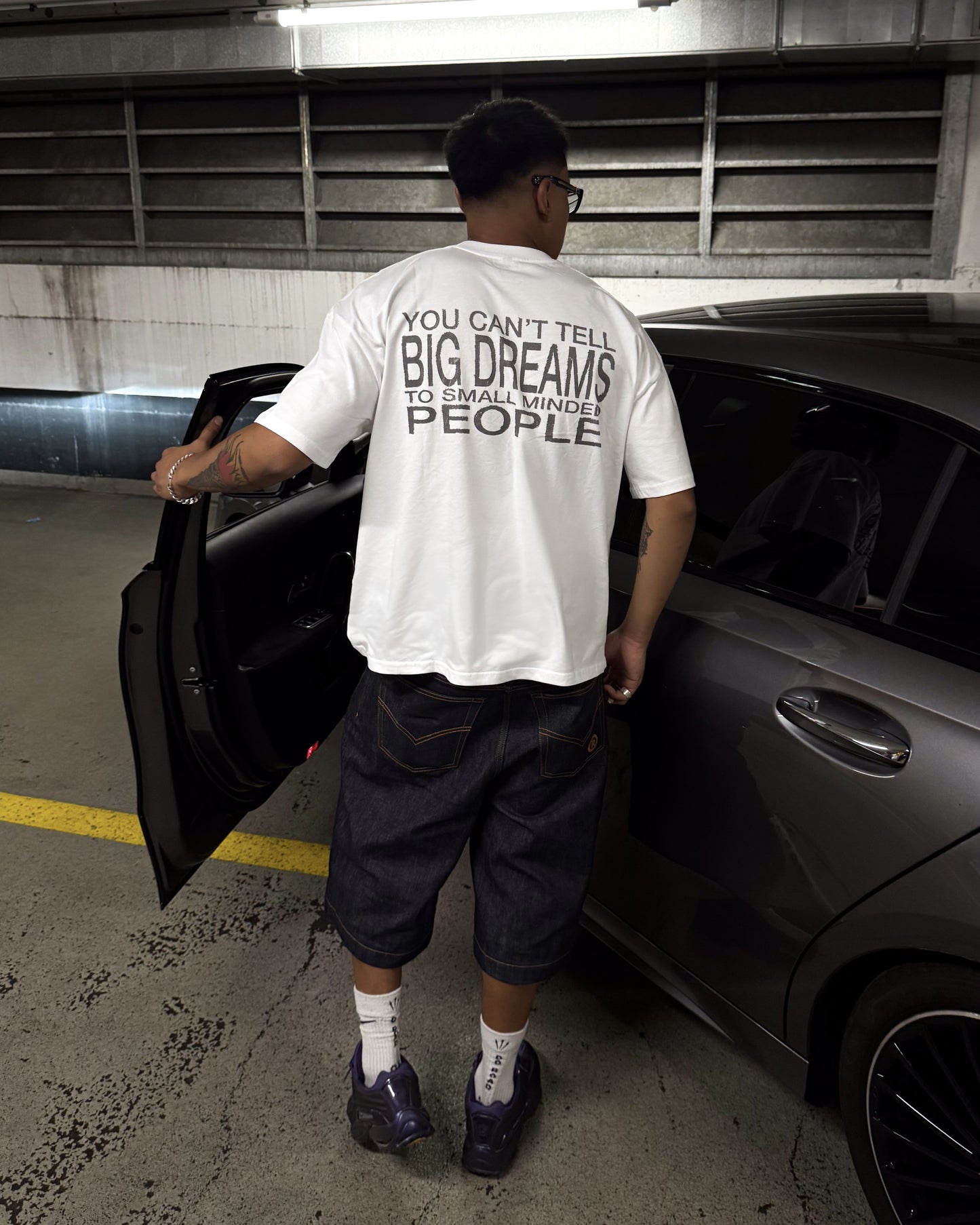 BIG DREAMS TEE