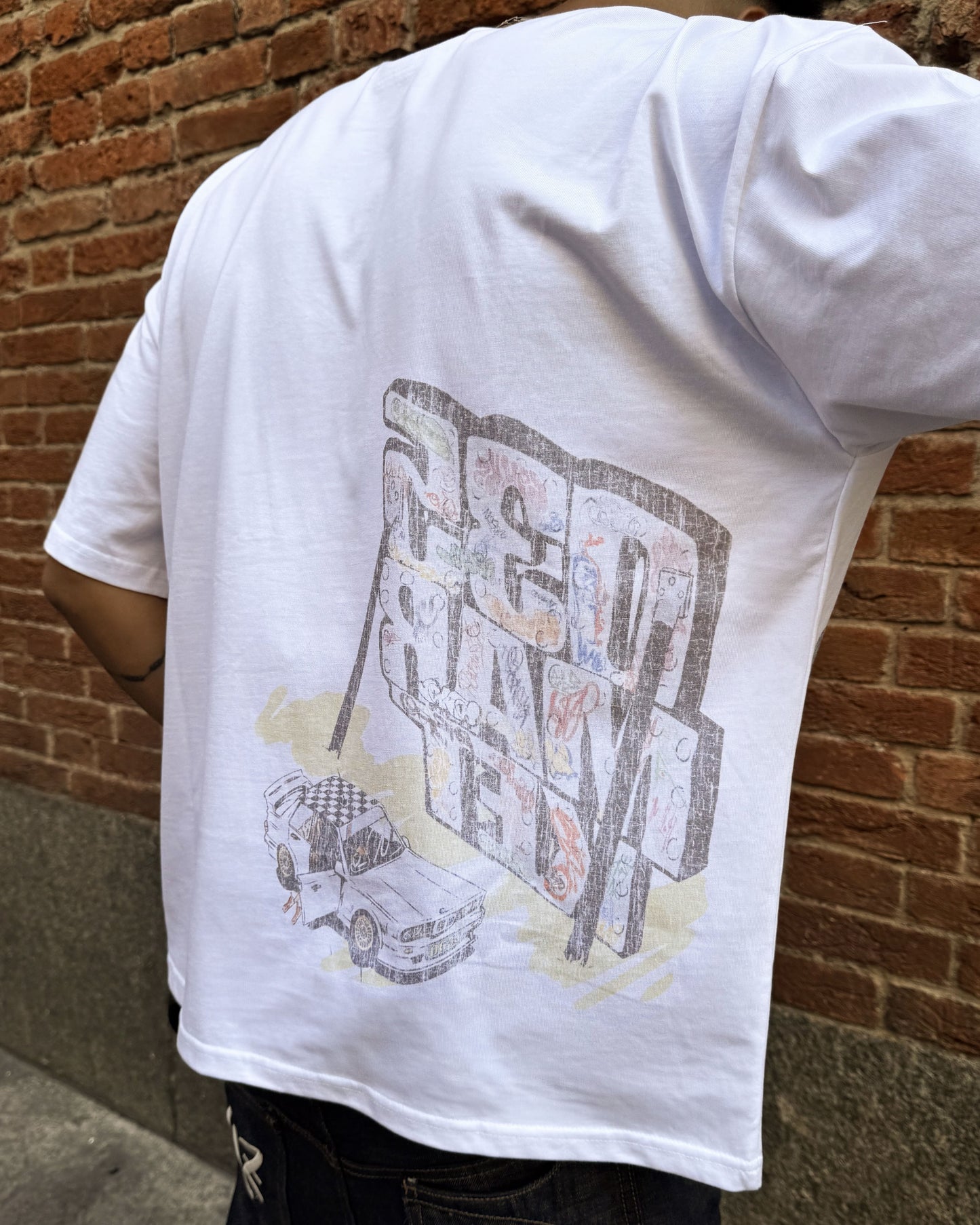 GRAFFITI TEE