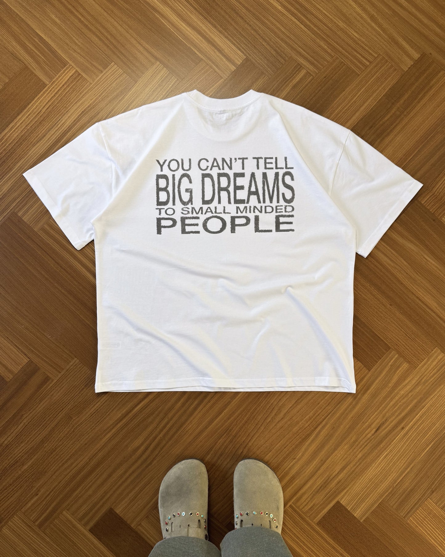 BIG DREAMS TEE